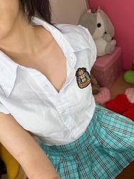 아직