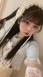 여기 속 따뜻하네♡