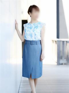 MOMOE
