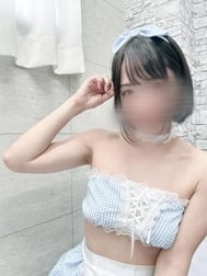 내일은 1 프레임 비어 있습니다 🐰🌸