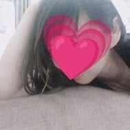 F님