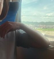 현지에 가까워짐에 따라