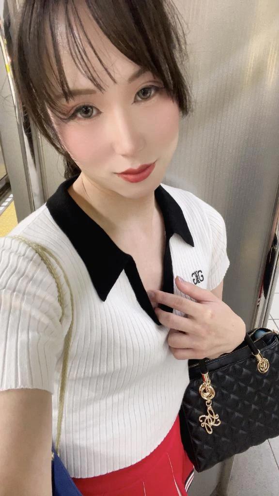 0시는 Reina 0시