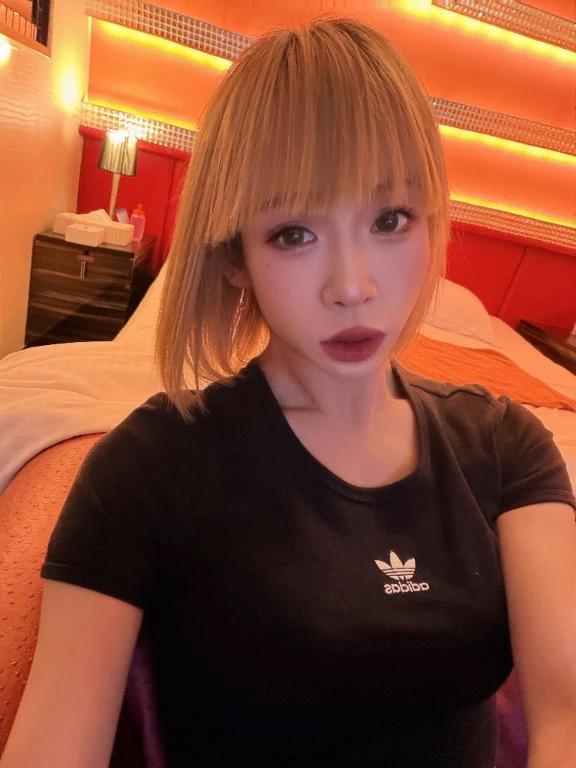 "오랜만의 출근으로부터 계속 세워 THX🫶"