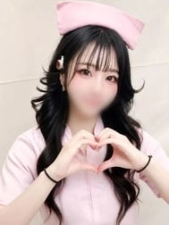 문득 올려다본 하늘이 가을의 기색...
