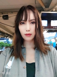 23:00까지 있습니다.