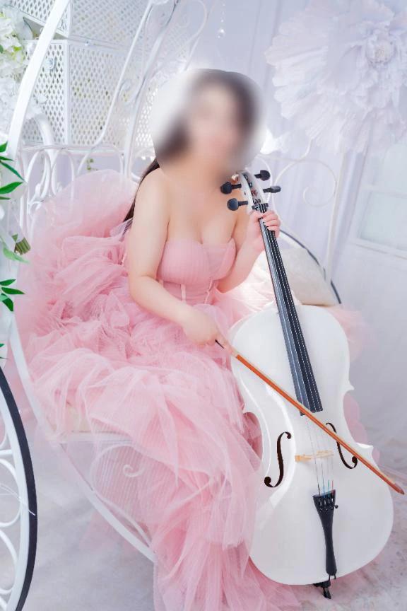 오빠를 쓸모없는 사람에게 버릴거야 🩷