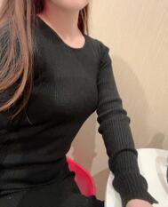 흠