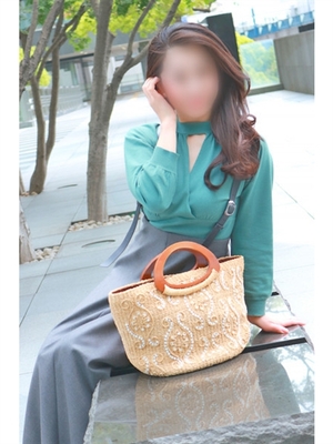 부드러운 마음을 풍기는 청초한 숙녀 - 와코우