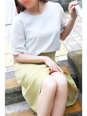 서양식 얼굴 서있는 초미인 부인 - 마리