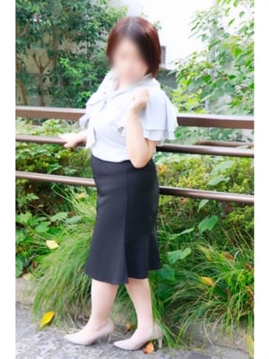 동얼굴거유의 미숙녀 - 사토미