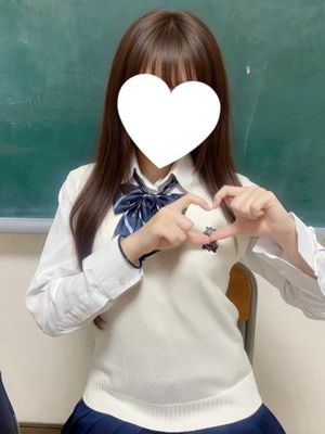 아무　18歳